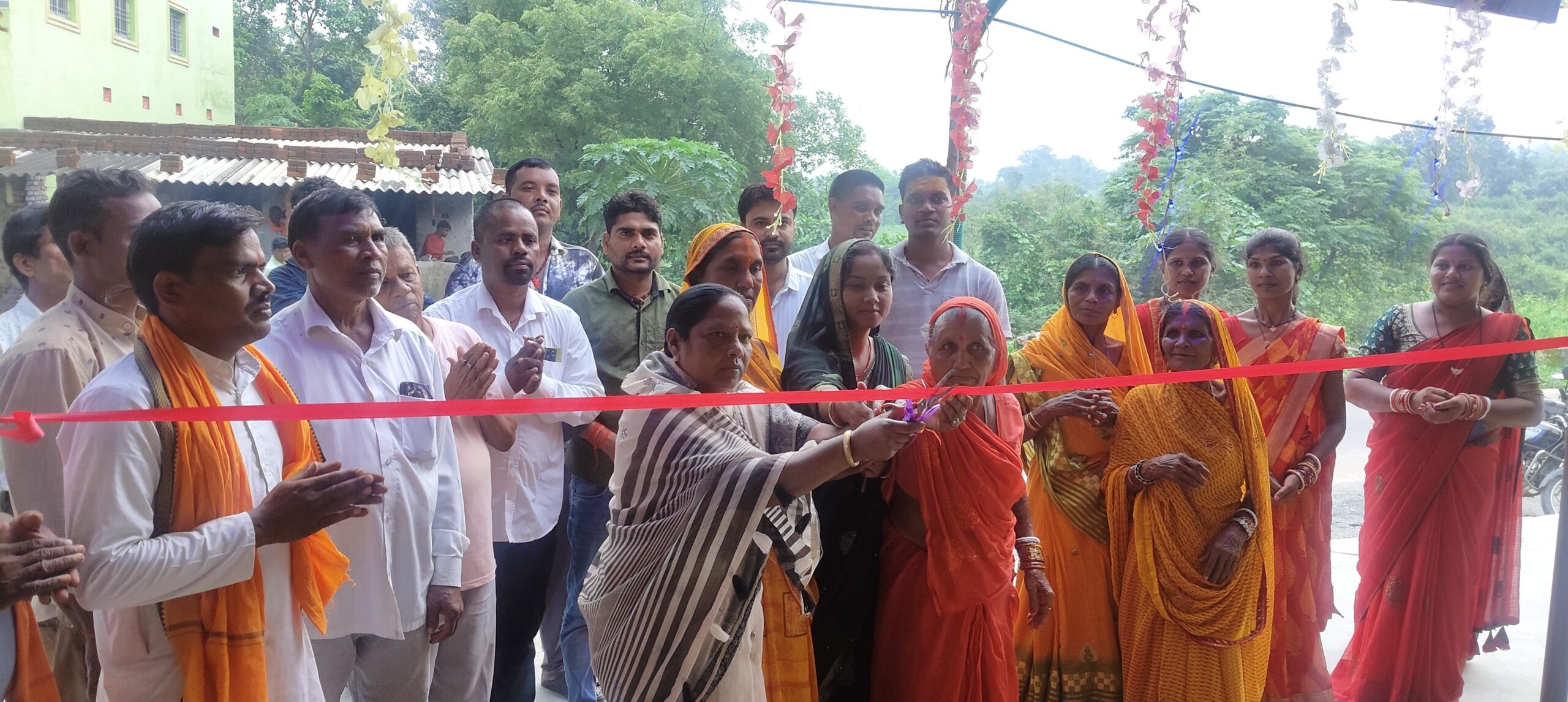 कंजकिरो में महतो मार्केट एवं महतो बीज भण्डार का हुआ उद्घाटन