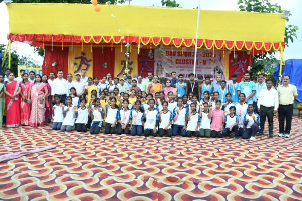 डीएवी स्कूल स्वांग में दो दिवसीय खेल प्रतियोगिता का समापन
