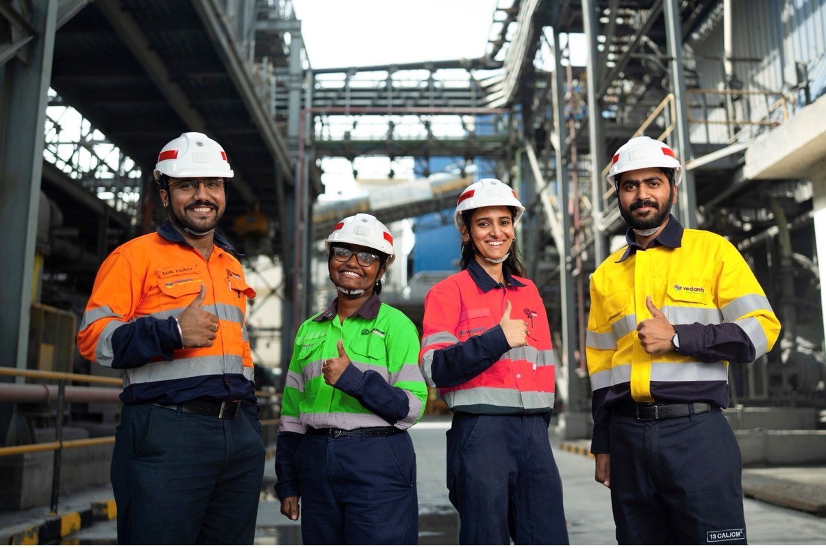 वेदांता ने कर्मचारियों को दिया भारत का सबसे बड़ा ₹2,500 करोड़ का इक्विटी ग्रांट